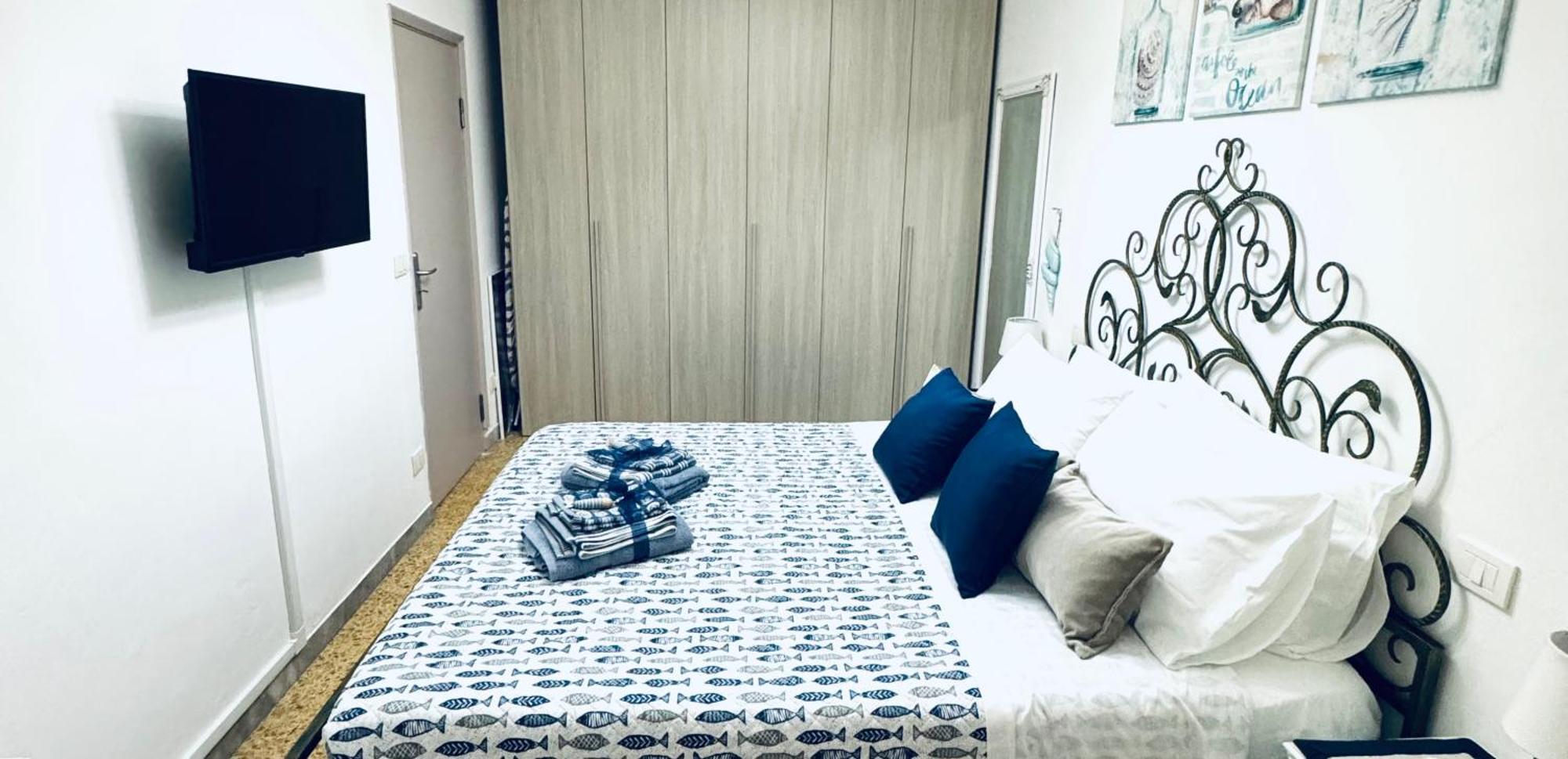Casa Giro Appartement Carrara Buitenkant foto